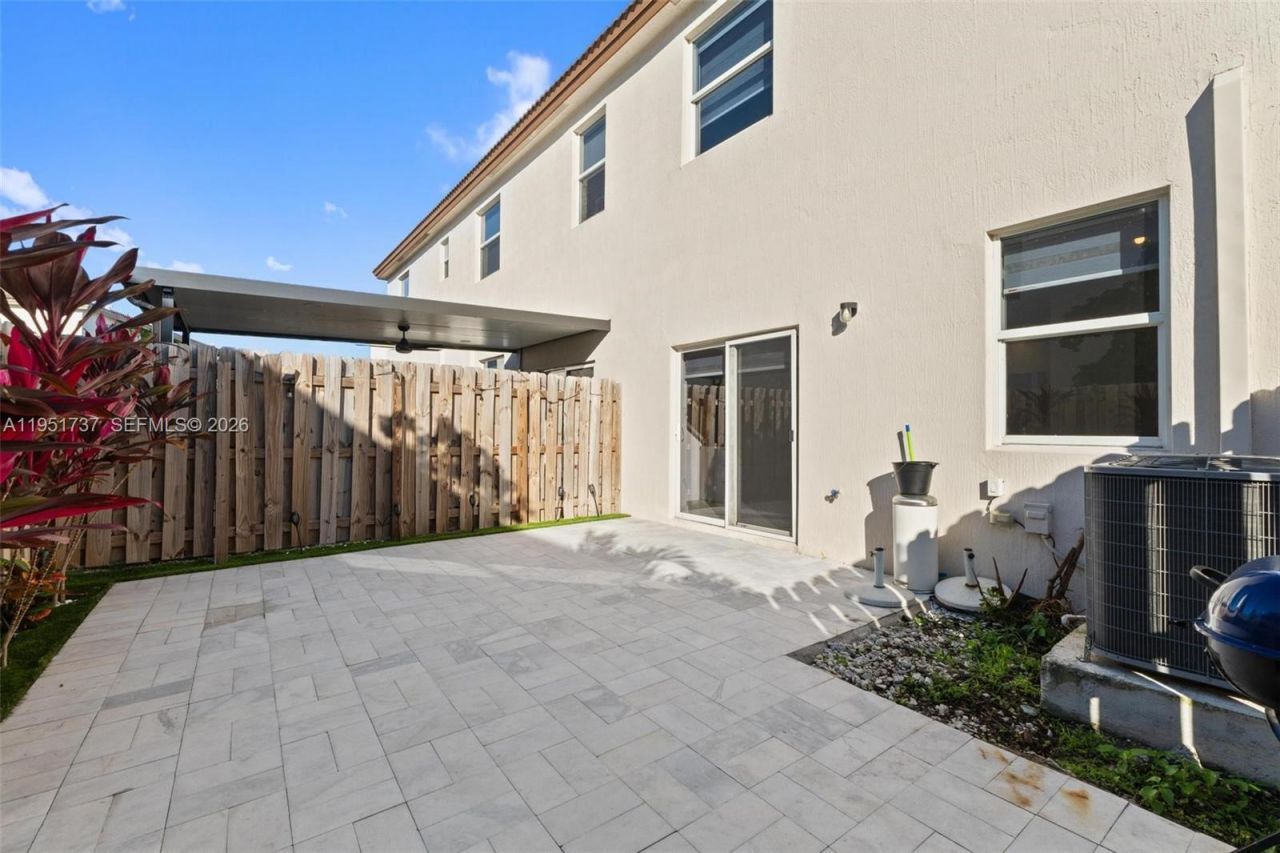 12536 NW 23rd Pl, Miami, FL 33167 Photo