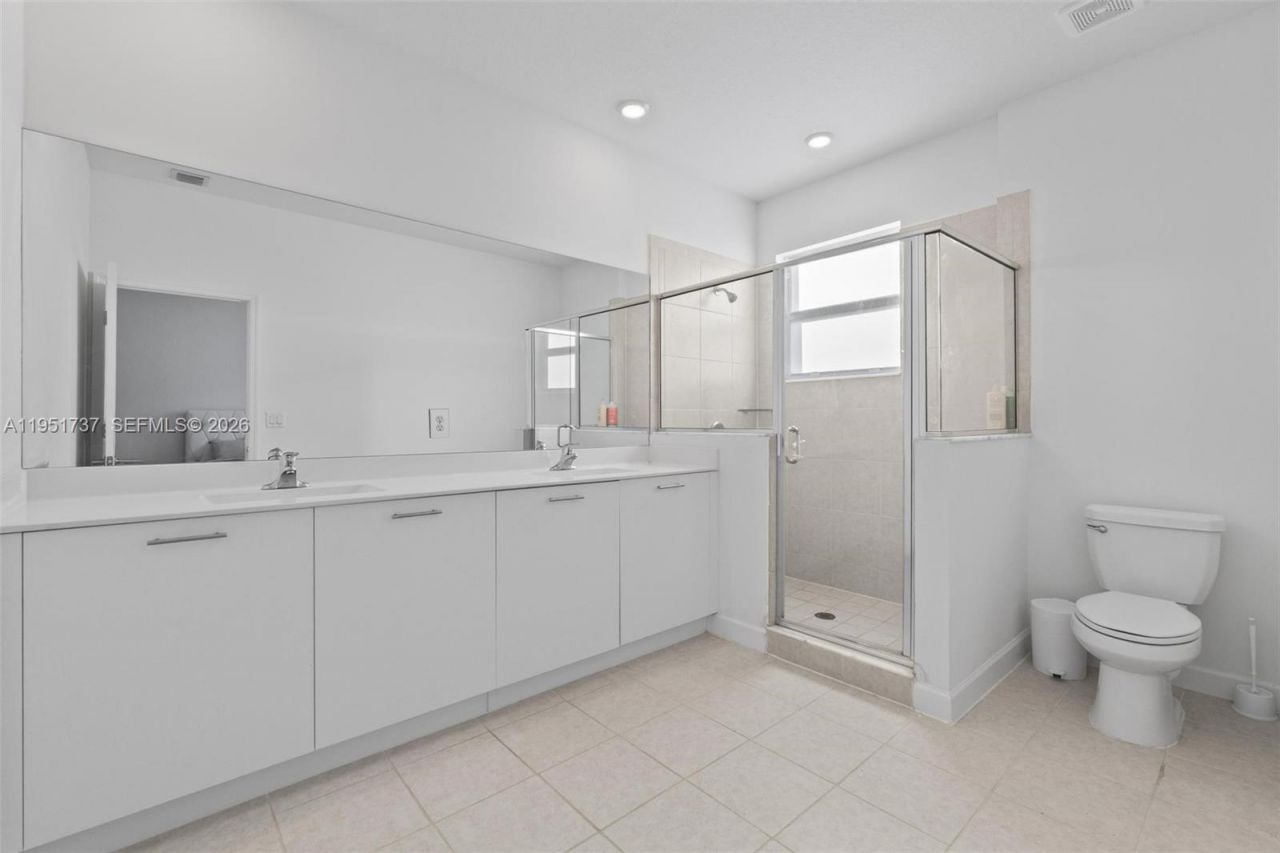 12536 NW 23rd Pl, Miami, FL 33167 Photo