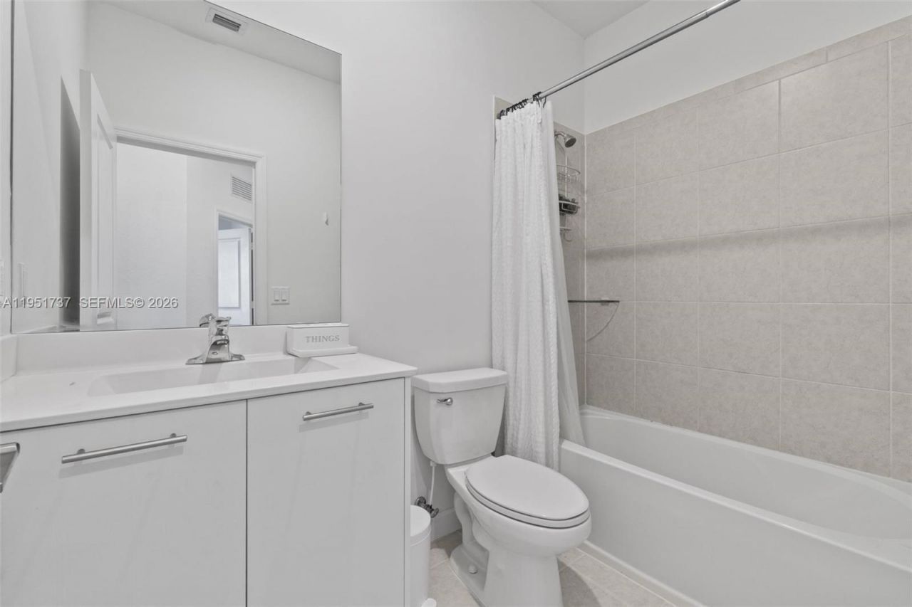 12536 NW 23rd Pl, Miami, FL 33167 Photo