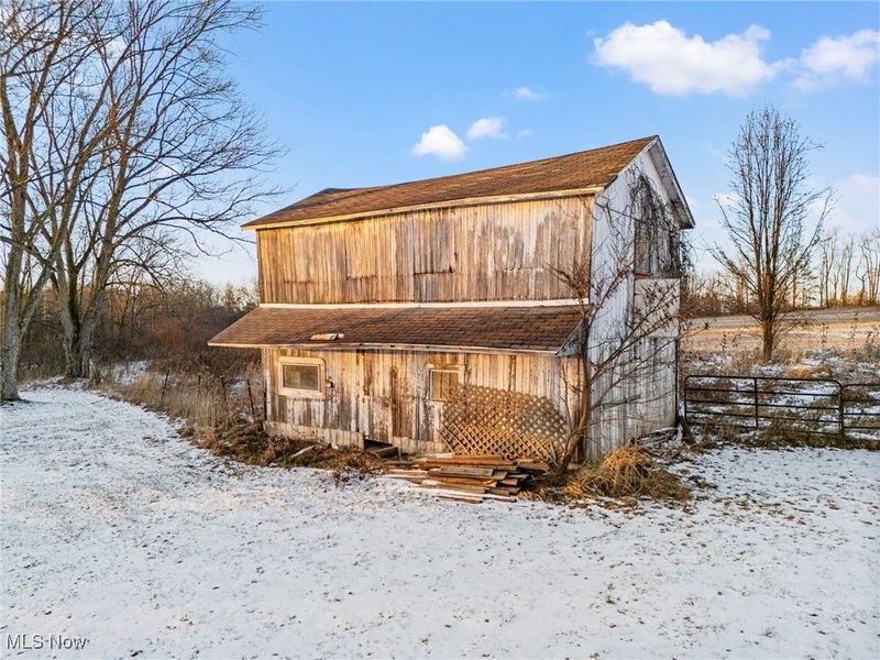 10595 Forty Corners Road NW, Massillon, OH 44647 Photo 33