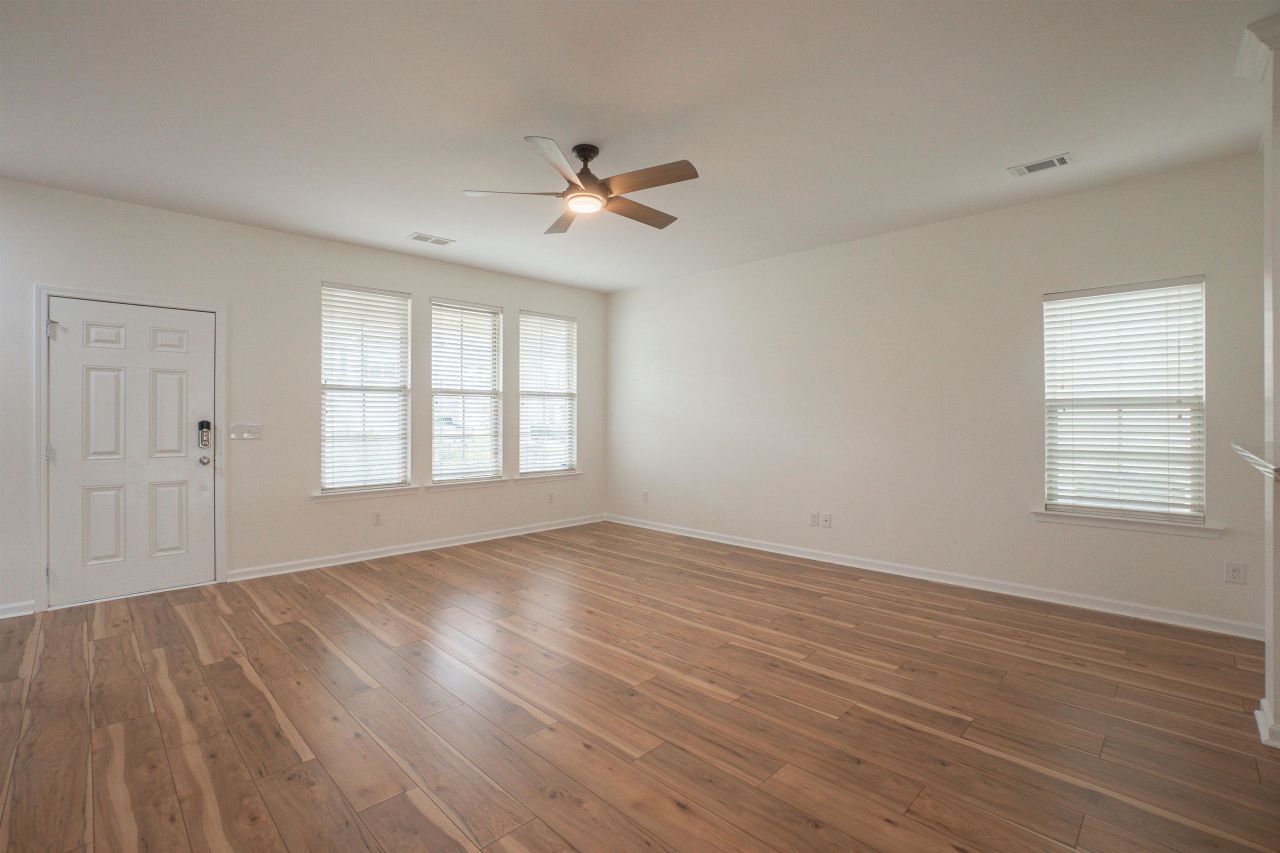 1752 Musket Dr. Photo 4