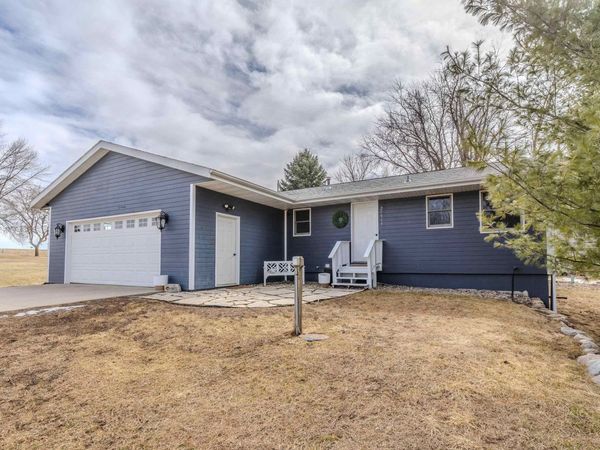 25913 162nd Street, Spirit Lake, IA 51360