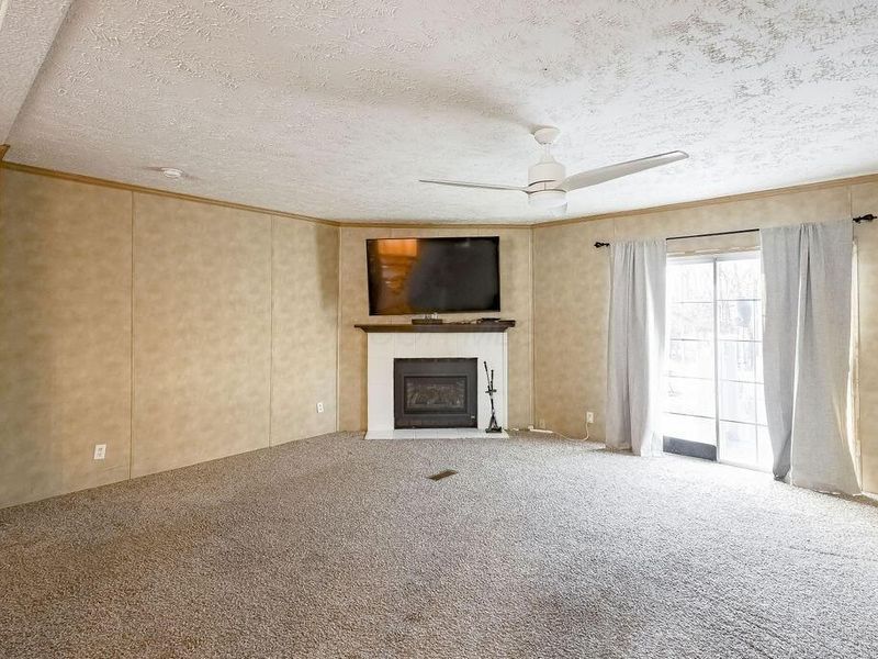 17921 E Shady Lane, Butler, OH 44822 Photo 12