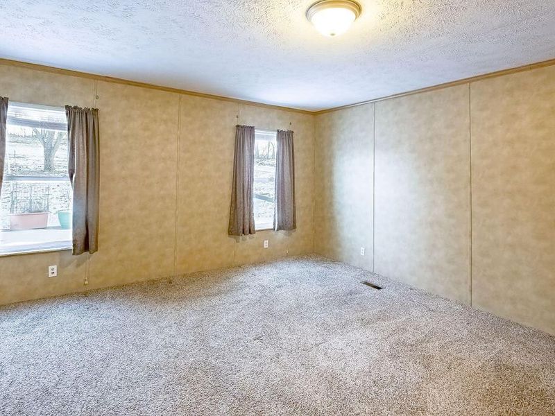 17921 E Shady Lane, Butler, OH 44822 Photo 16