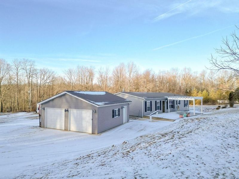 17921 E Shady Lane, Butler, OH 44822 Photo 38