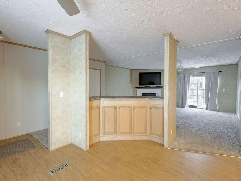 17921 E Shady Lane, Butler, OH 44822 Photo 7