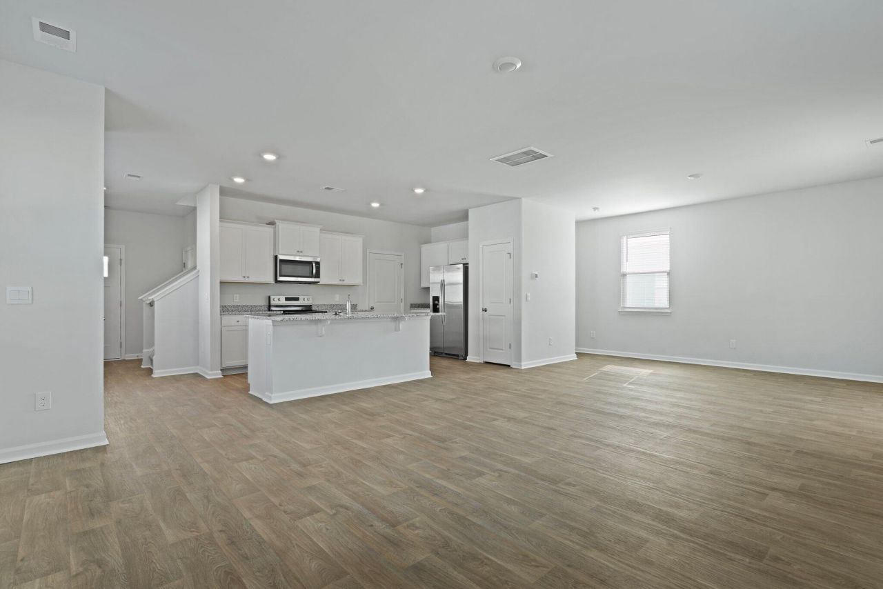 3996 Aberfeldy Lane Photo 18