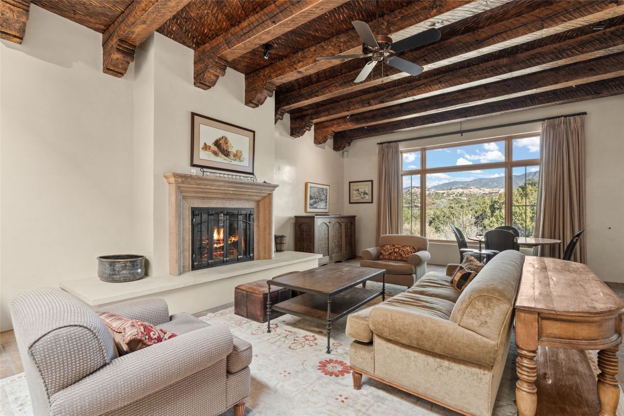 11 Lavadero Road, Santa Fe, NM 87506 Main Photo