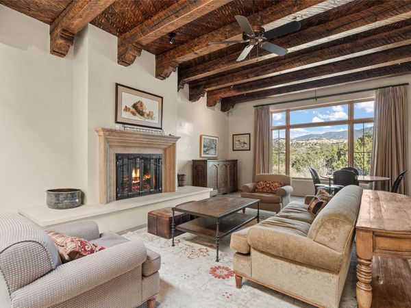 11 Lavadero Road , Santa Fe, NM 87506