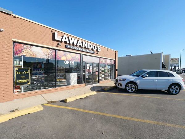 8809 N Milwaukee Avenue, Niles, IL 60714