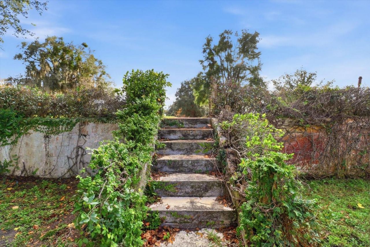 8951 E Sweetwater Drive, Inverness, FL 34450 Photo