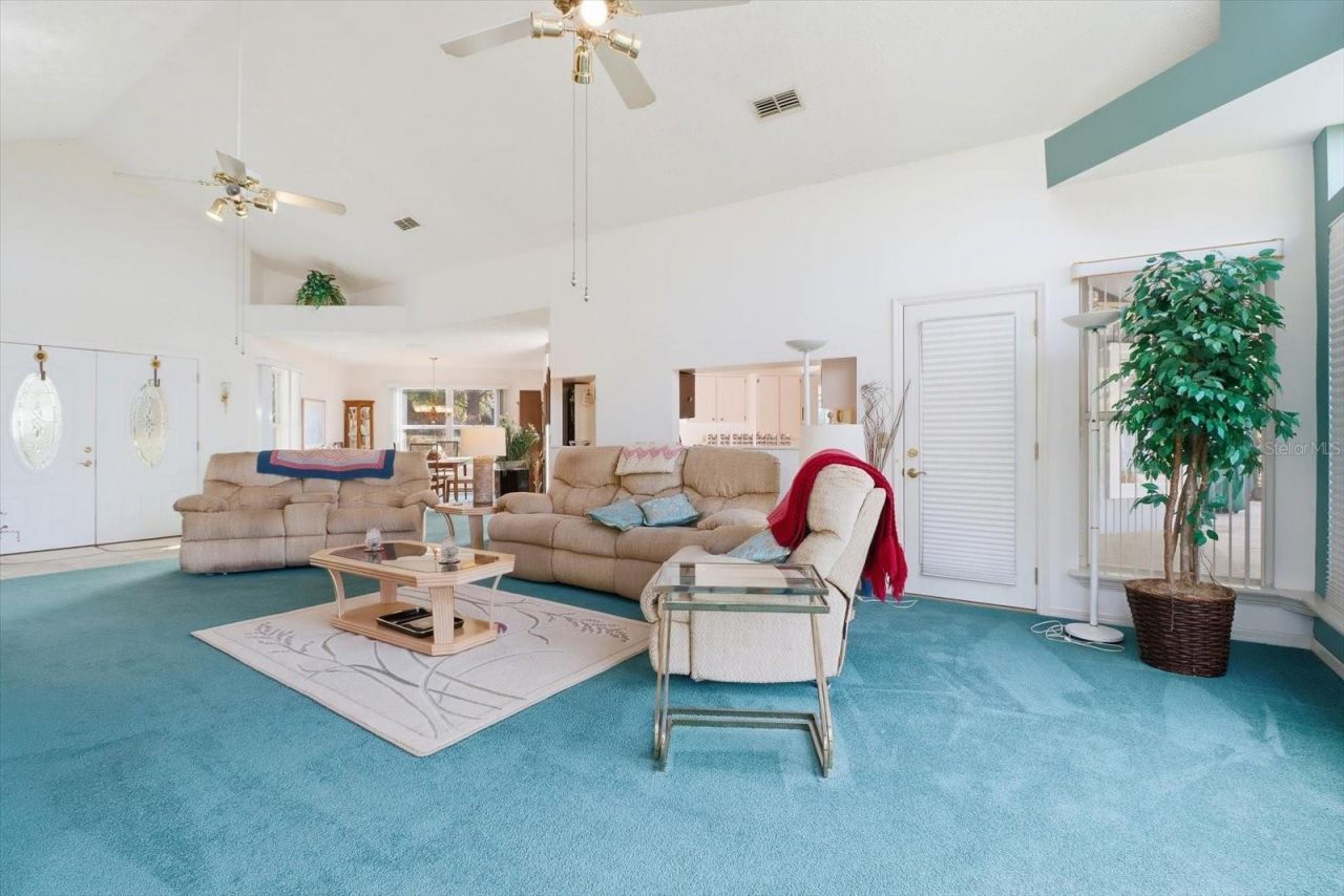 8951 E Sweetwater Drive, Inverness, FL 34450 Photo