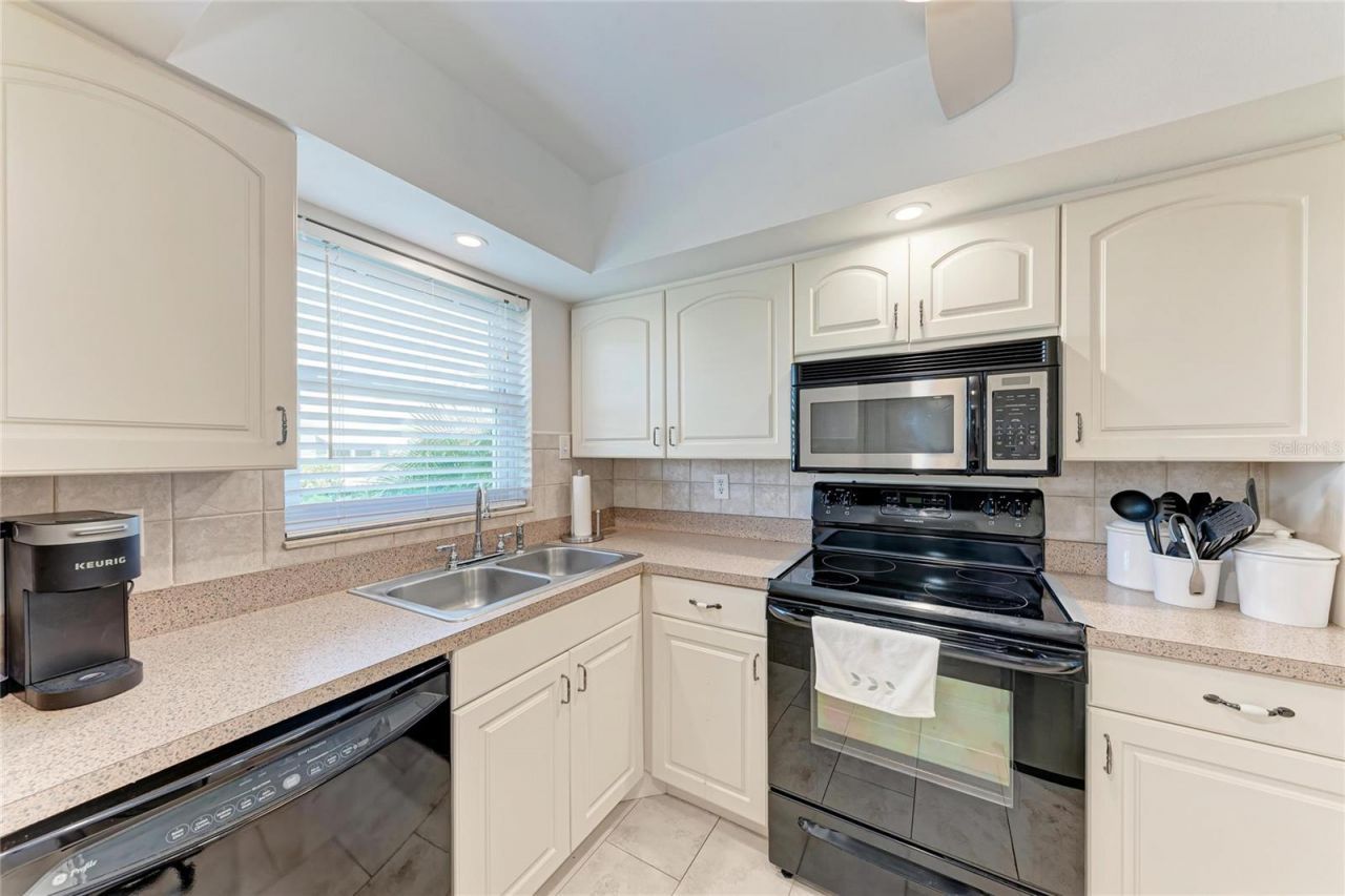 5992 Coral Way, Bradenton, FL 34207 Photo