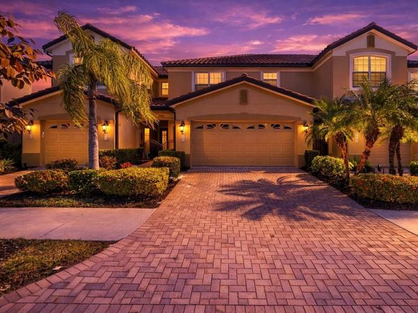 8141 MIRAMAR WAY, Unit 8141, LAKEWOOD RANCH, FL 34202