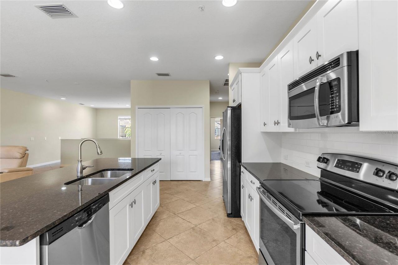 8141 Miramar Way, Unit 8141, Lakewood Ranch, FL 34202 Photo