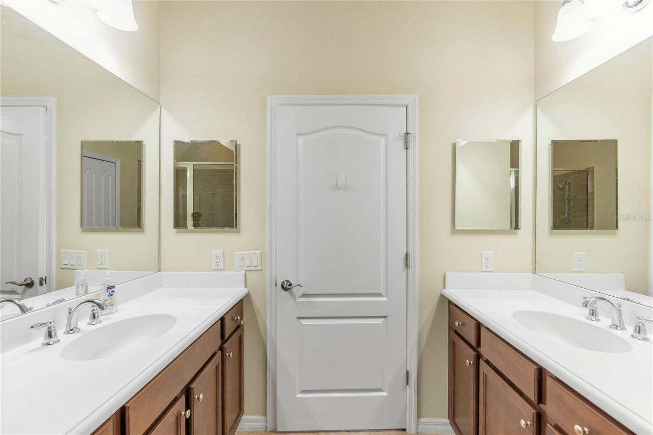 8141 Miramar Way, Unit 8141, Lakewood Ranch, FL 34202 Photo