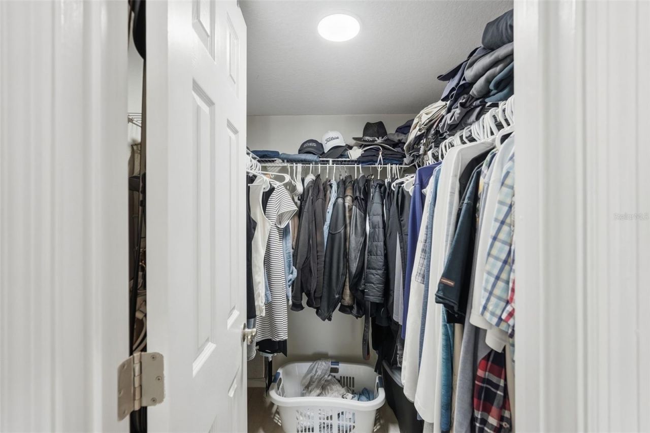 3783 Pompano, Unit B, Saint Petersburg, FL 33705 Photo