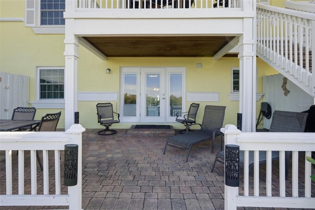 3783 Pompano, Unit B, Saint Petersburg, FL 33705 Photo