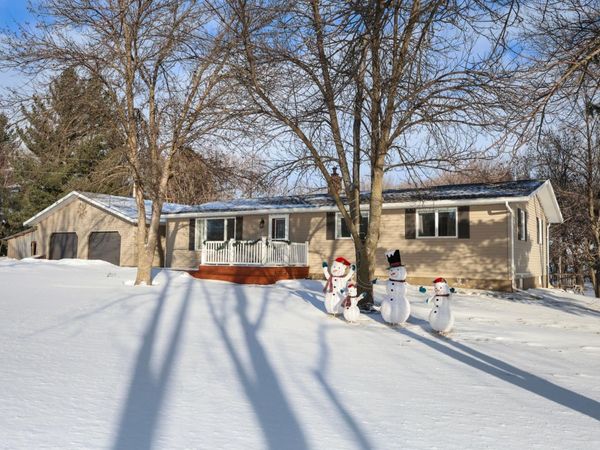 21276 County Road 7, Saint Augusta, MN 56301