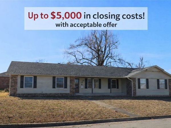 1702 W Mimosa Street, Rogers, AR 72758