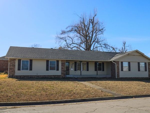1702 W Mimosa Street, Rogers, AR 72758