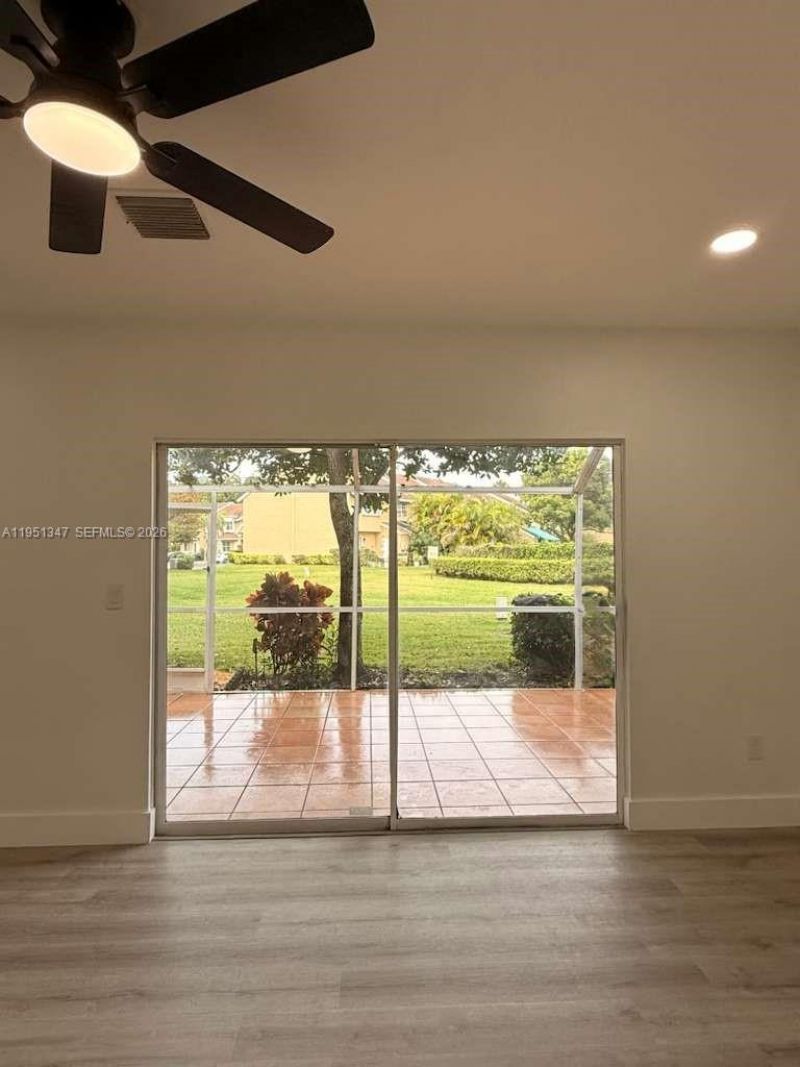 7064 Woodmont Ave, Tamarac, FL 33321 Photo