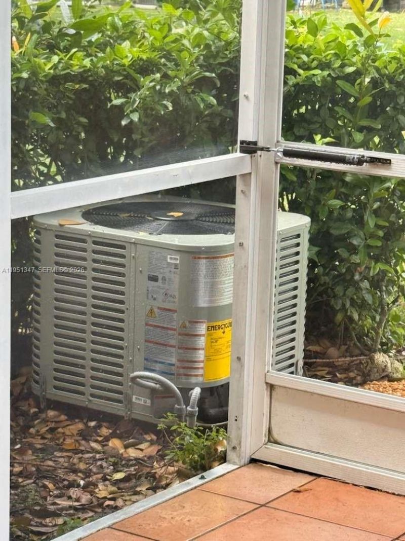 7064 Woodmont Ave, Tamarac, FL 33321 Photo