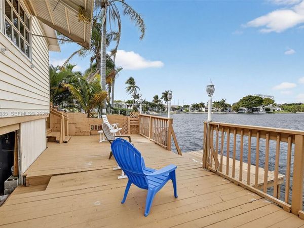 3033 Lakeshore Dr, Dania Beach, FL 33312