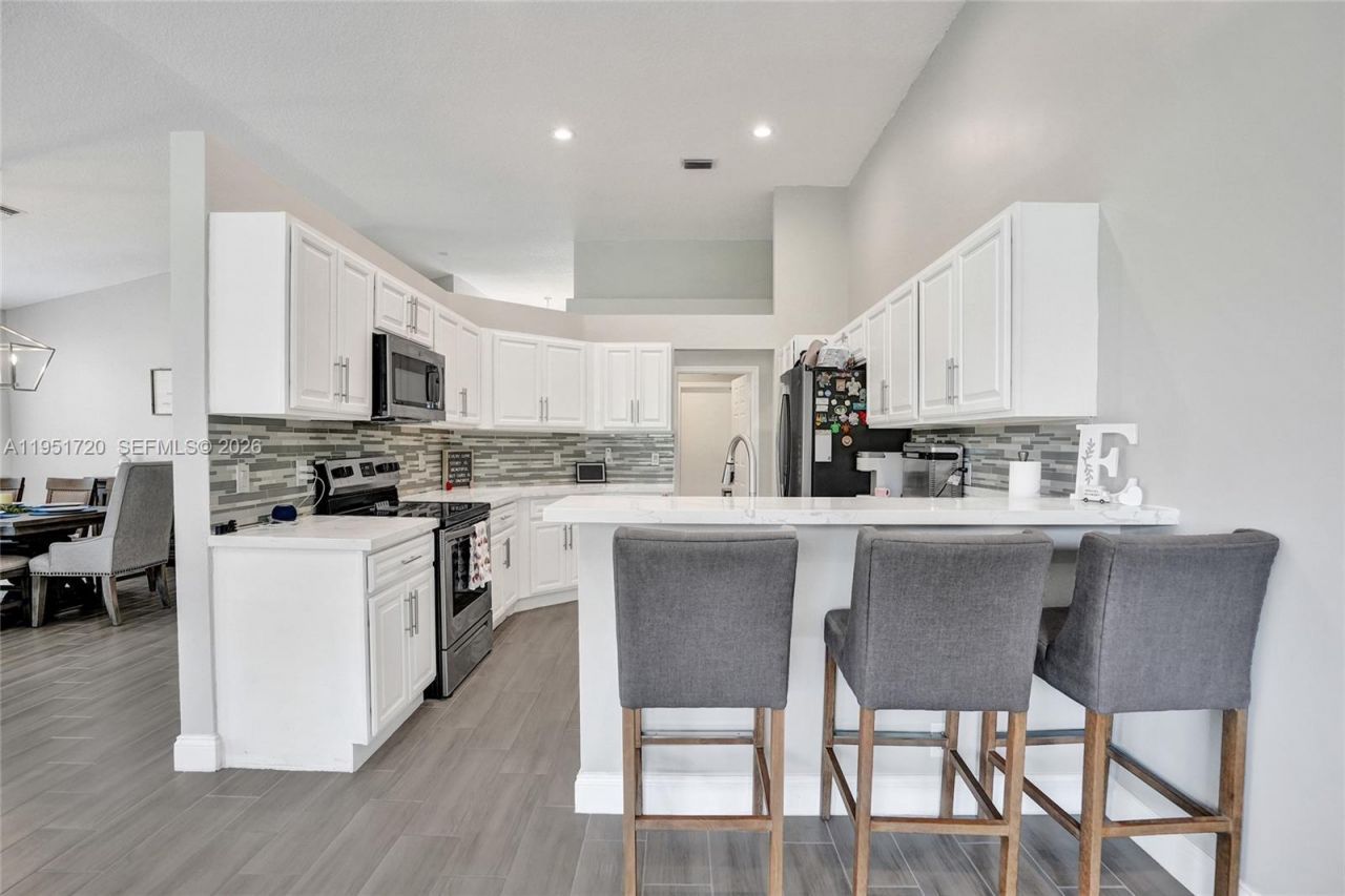 8795 NW 76th Pl, Tamarac, FL 33321 Photo