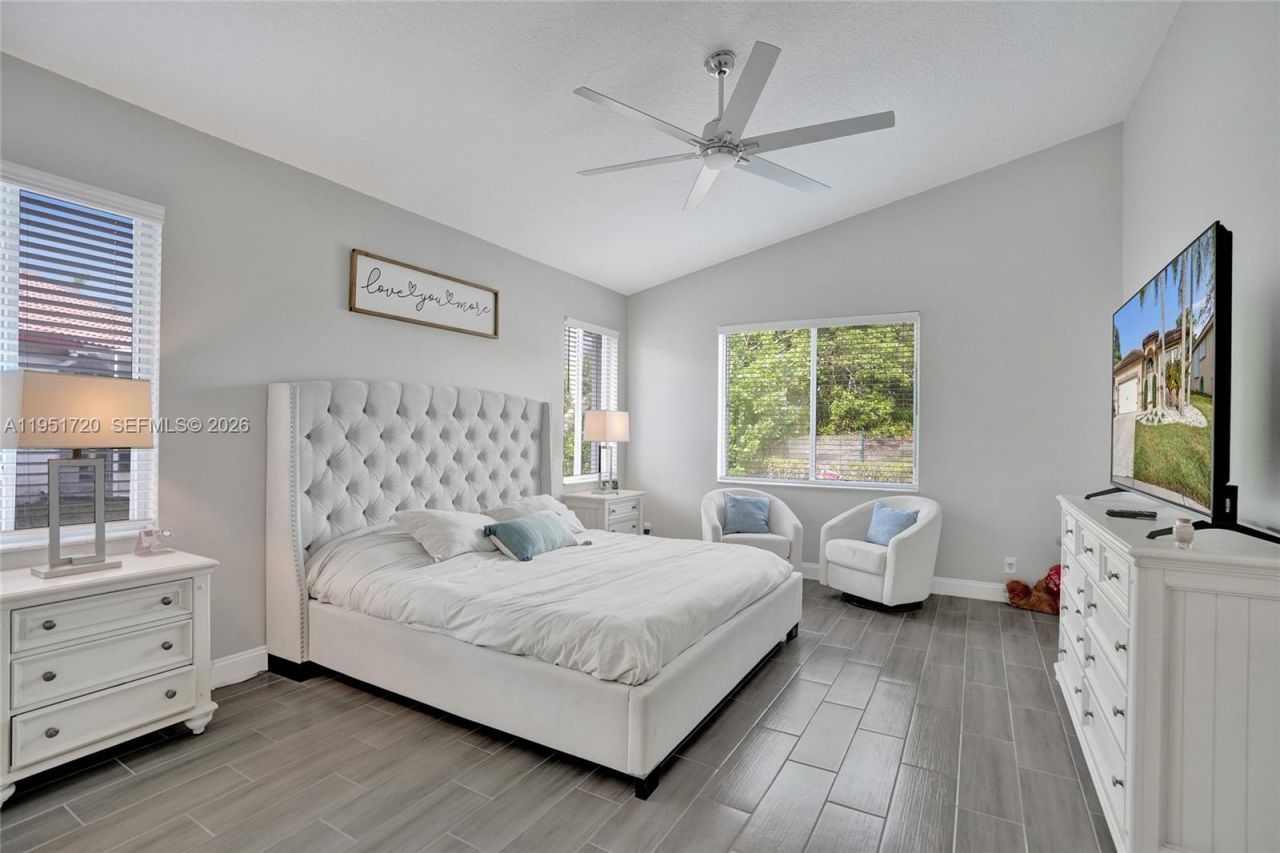 8795 NW 76th Pl, Tamarac, FL 33321 Photo