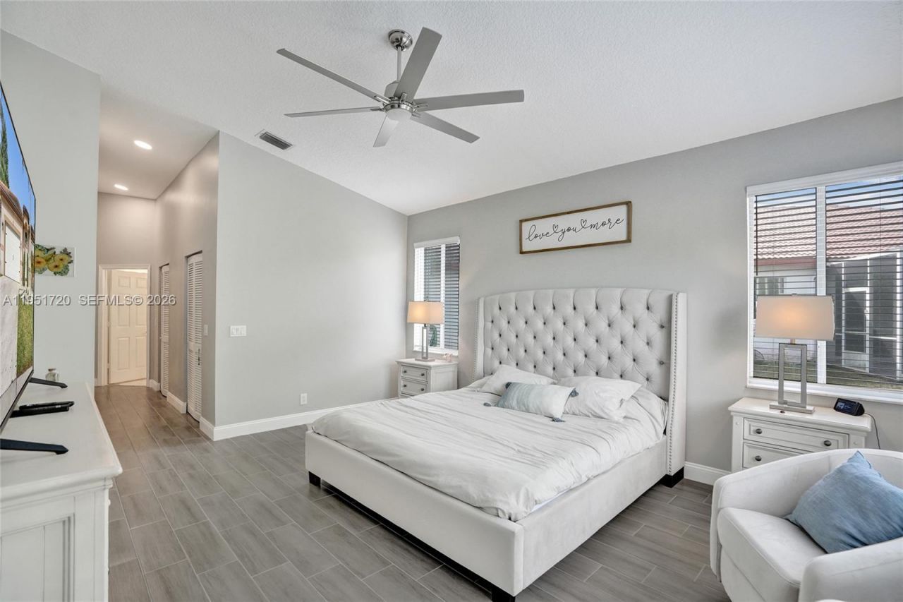 8795 NW 76th Pl, Tamarac, FL 33321 Photo