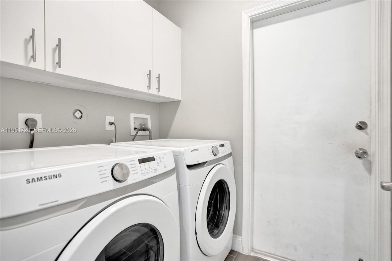 8795 NW 76th Pl, Tamarac, FL 33321 Photo