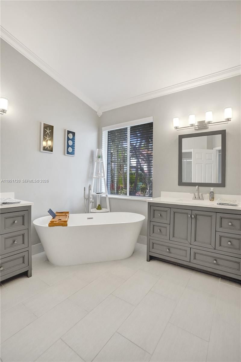 8795 NW 76th Pl, Tamarac, FL 33321 Photo