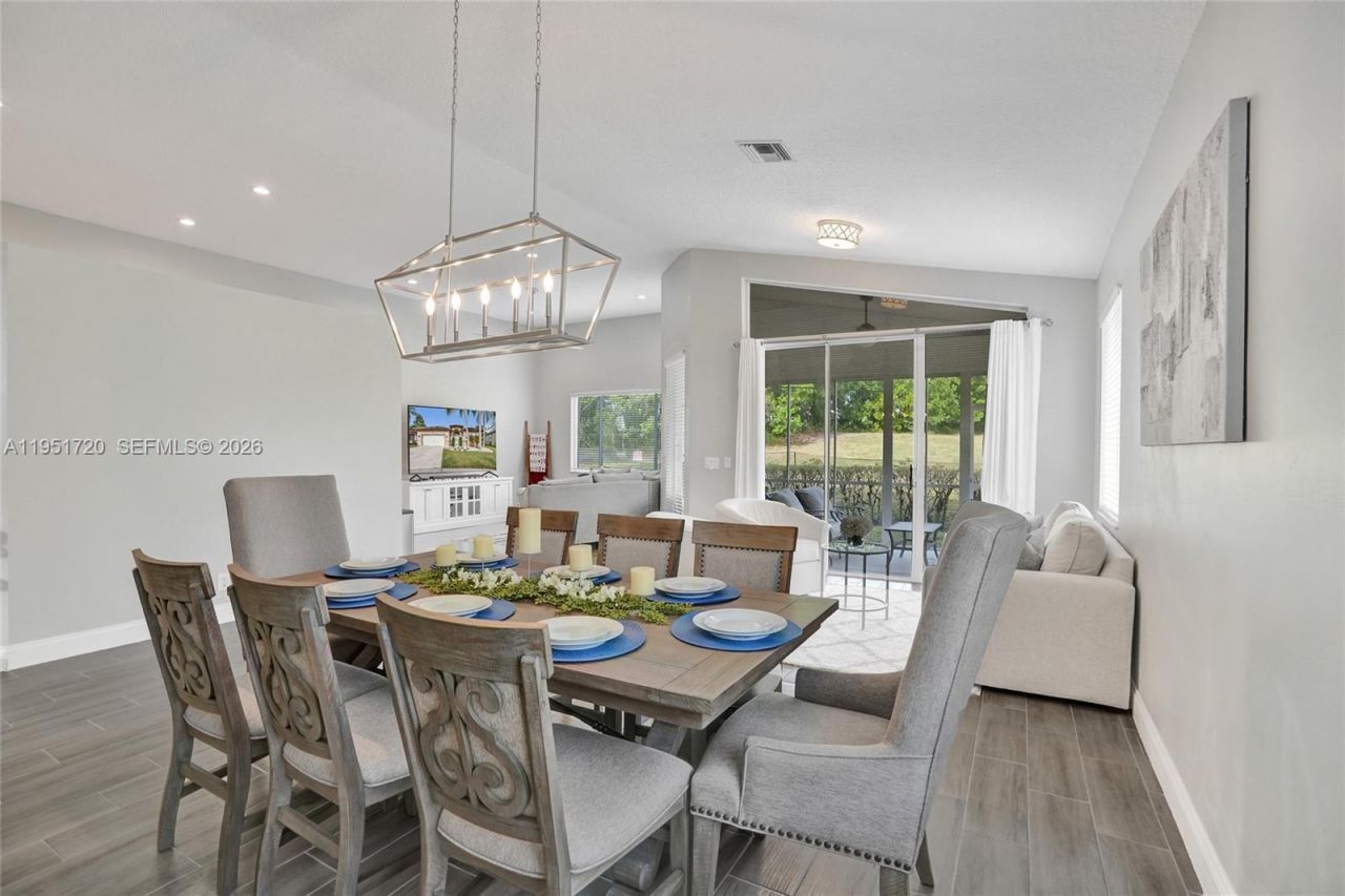 8795 NW 76th Pl, Tamarac, FL 33321 Photo