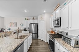 2140 Ainsley Dr. photo 4