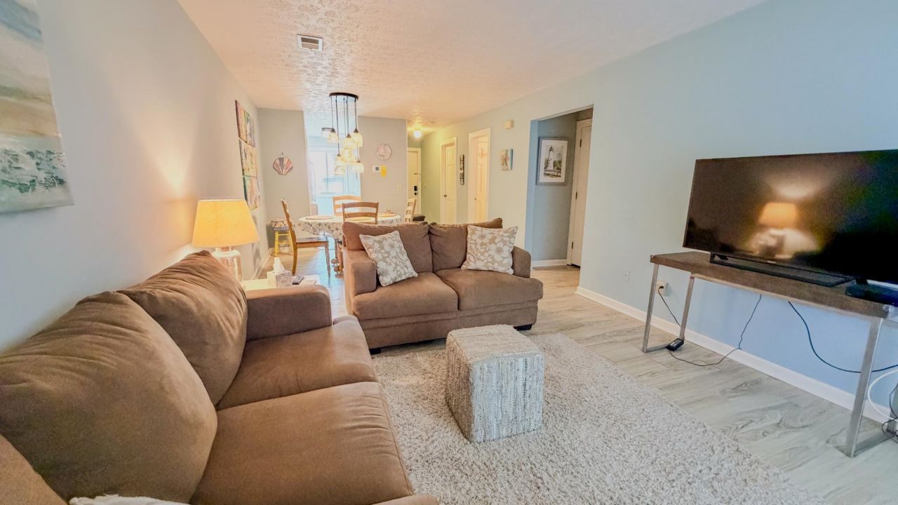 202 Maison Dr. Photo 14