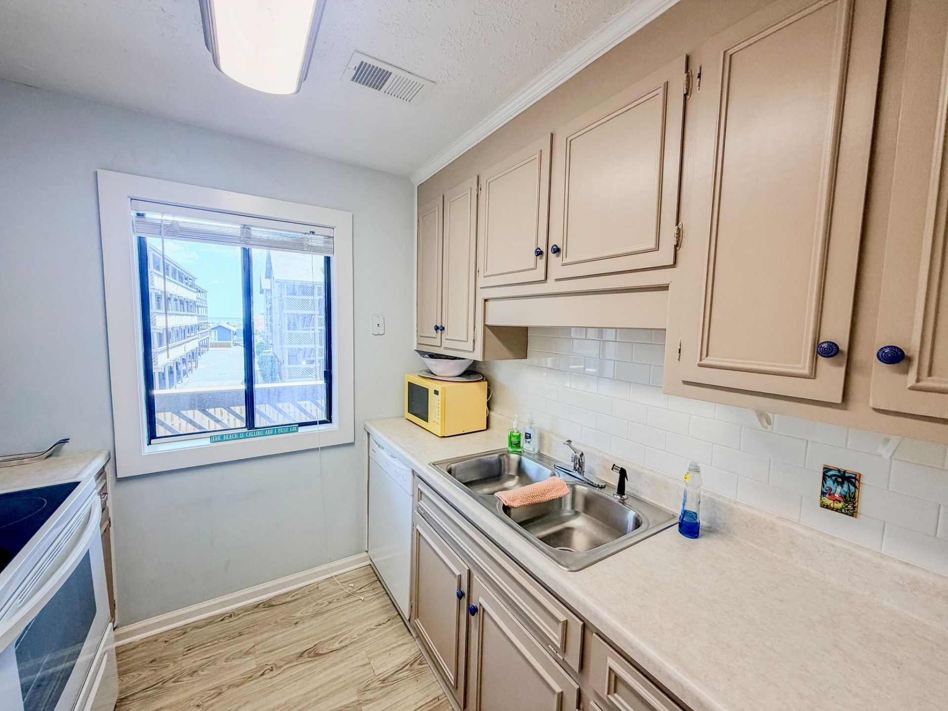 202 Maison Dr. Photo 5