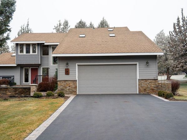 2139 Osprey Drive, Redmond, OR 97756