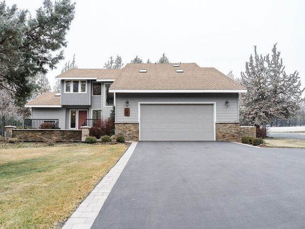 2139 Osprey Drive, Redmond, OR 97756