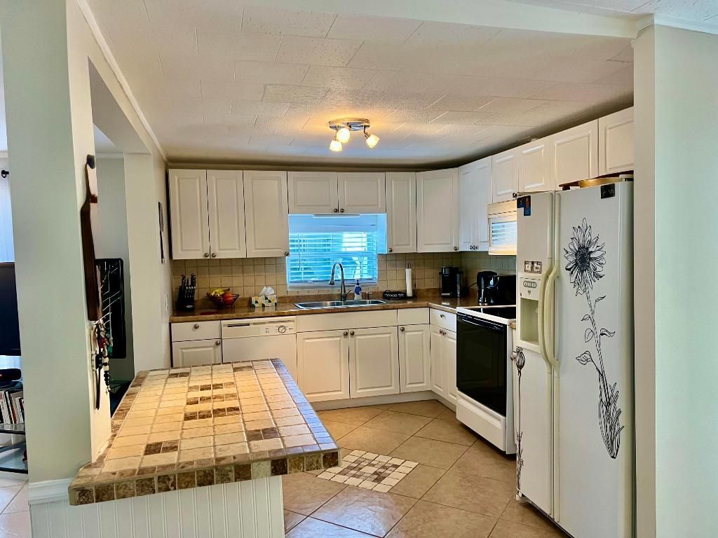 3325 Street Street, Hollywood, FL 33021 Photo