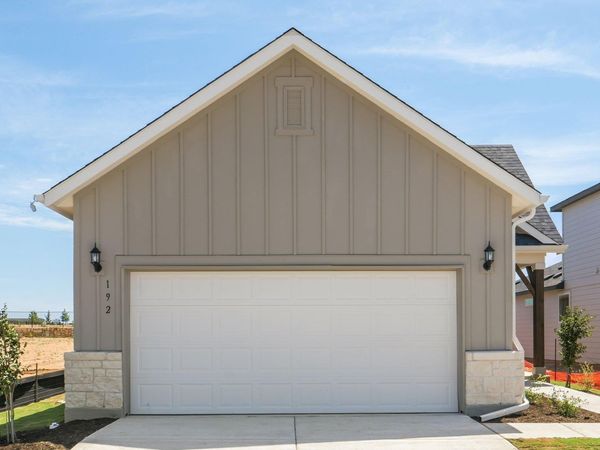 192 Frontera DR, Bastrop, TX 78602