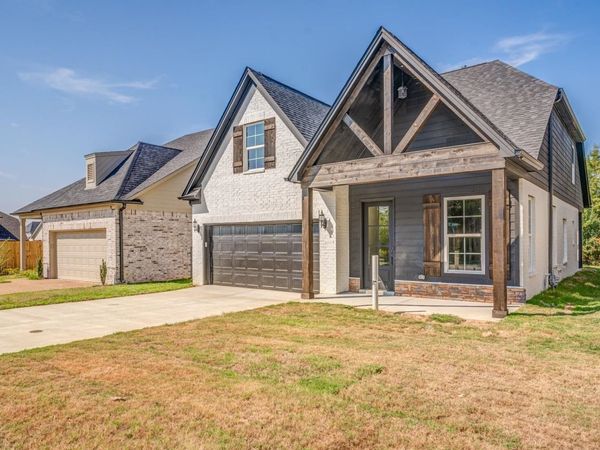 60 UMBLE ST, Oakland, TN 38060