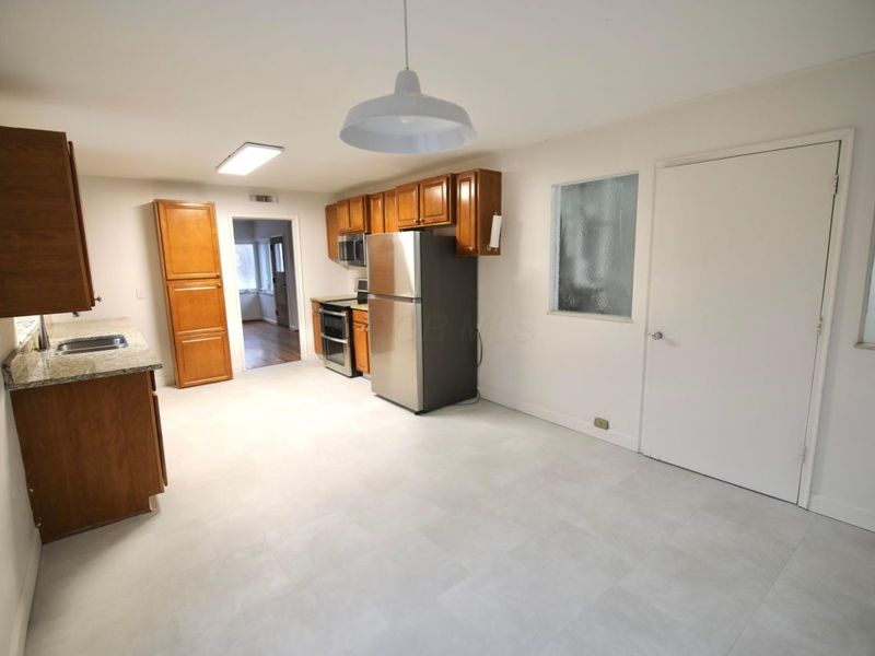 3191 E Broad Street, Columbus, OH 43209 Photo 13