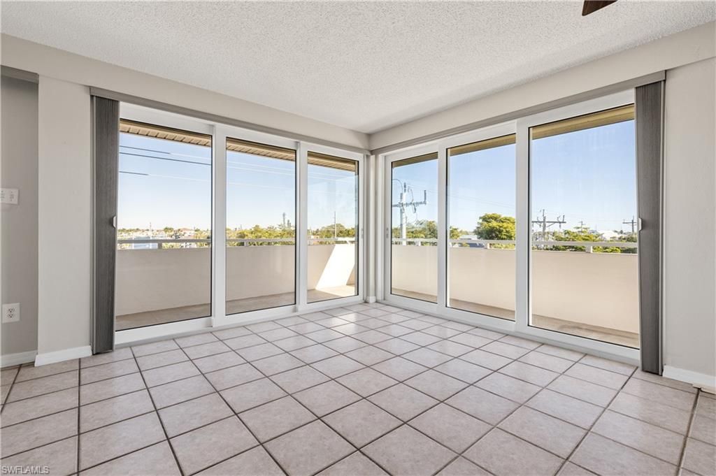 4803 Sunset Ct, Unit 304, Cape Coral, FL 33904 Photo