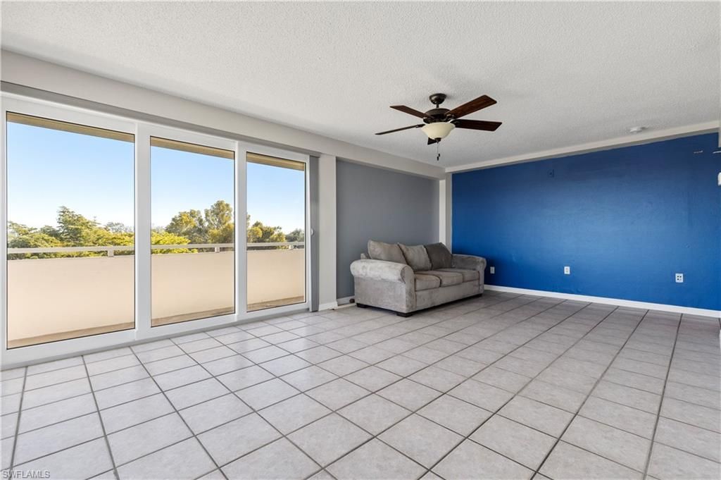 4803 Sunset Ct, Unit 304, Cape Coral, FL 33904 Photo