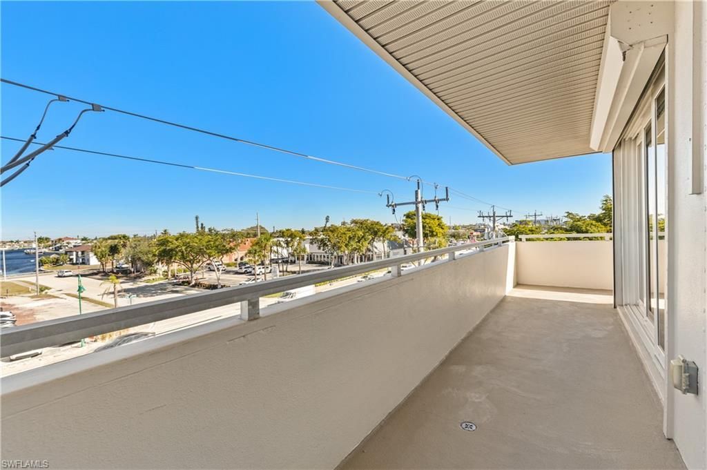 4803 Sunset Ct, Unit 304, Cape Coral, FL 33904 Photo