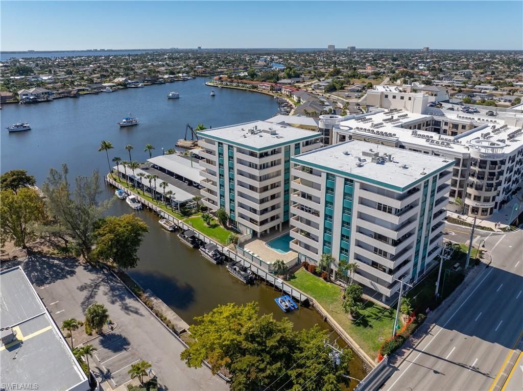 4803 Sunset Ct, Unit 304, Cape Coral, FL 33904 Photo