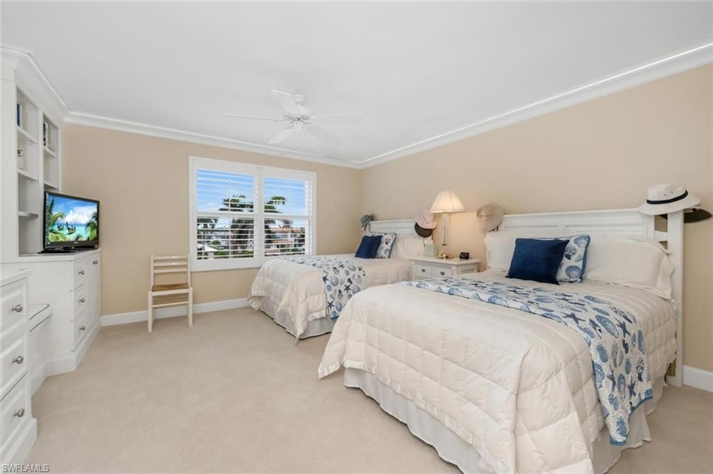 3003 Gulf Shore Blvd N, Unit 404, Naples, FL 34103 Photo