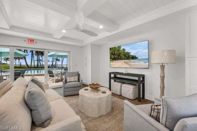 3003 Gulf Shore Blvd N, Unit 404, Naples, FL 34103 Photo