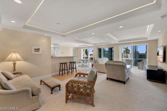 3003 Gulf Shore Blvd N, Unit 404, Naples, FL 34103 Photo